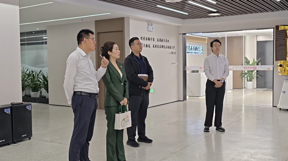 门口2.jpg