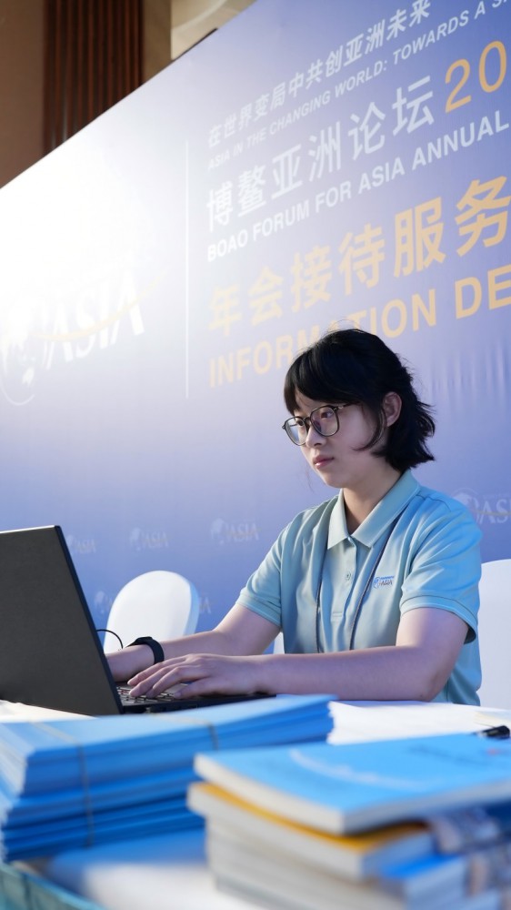 方瑾煊(1).jpg