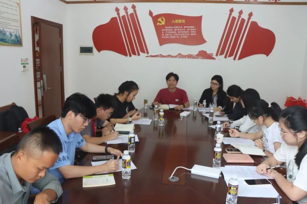 微信图片_2025-10-13_094210_417.jpg