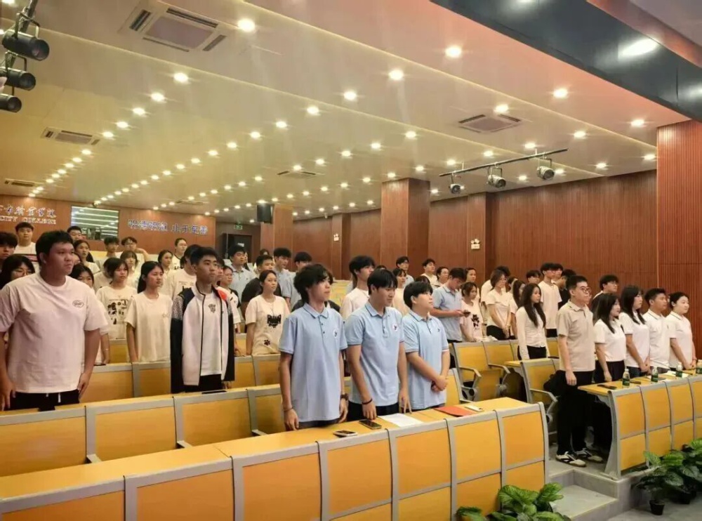 微信图片_2025-10-17_092436_463.jpg