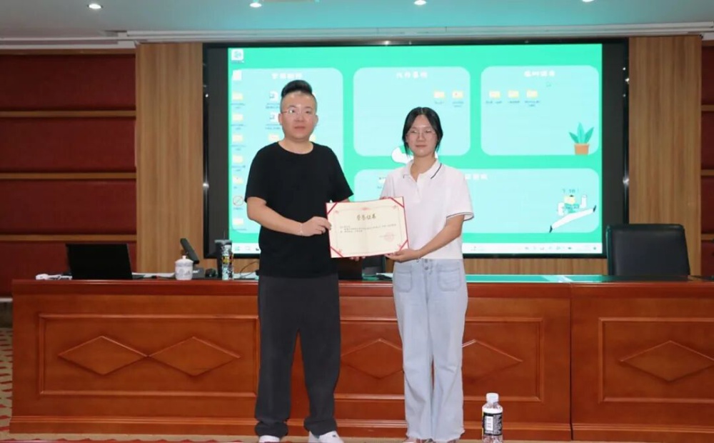微信图片_2025-10-21_152856_004.jpg