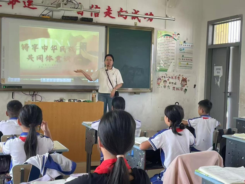 图片6英州加坡小学.png