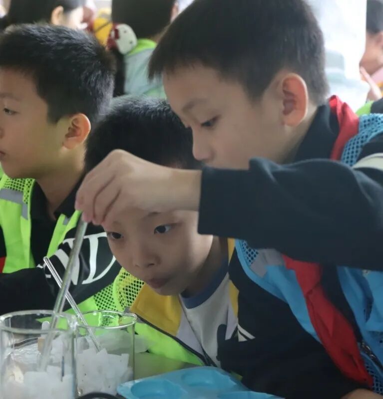 微信图片_2025-12-22_113625_889.jpg