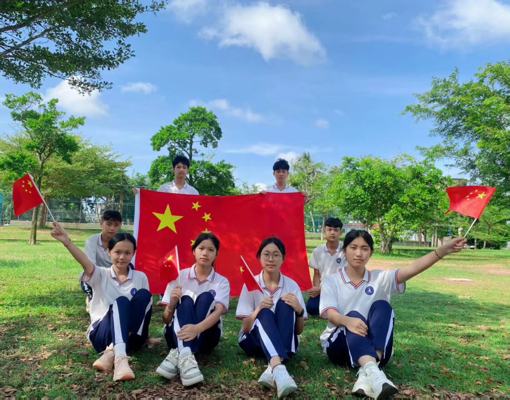 微信图片_2025-10-10_155027_499.jpg