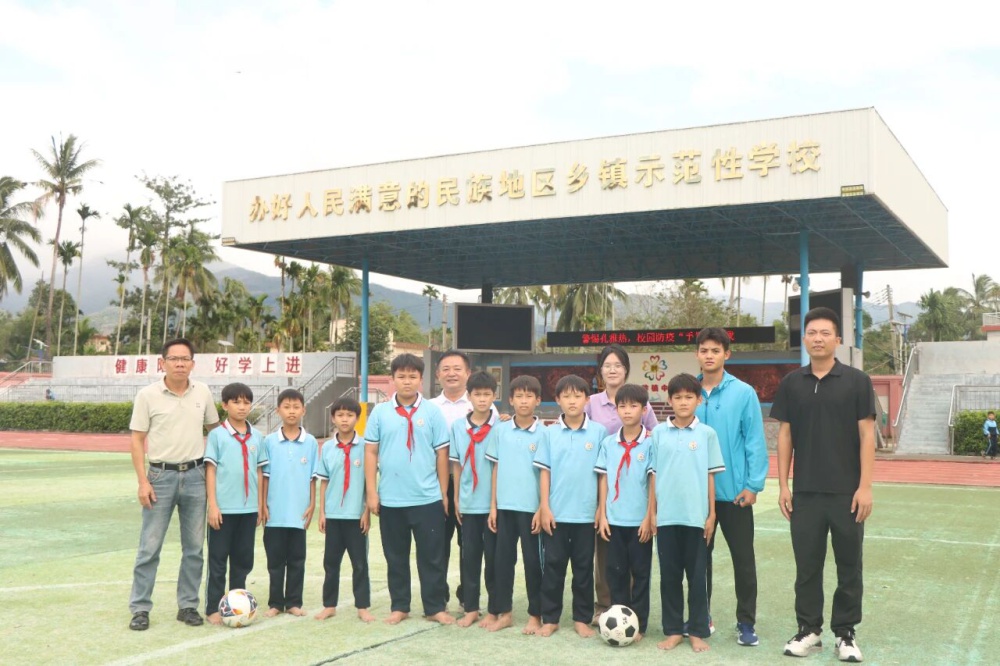 微信图片_2025-11-14_163951_923.jpg