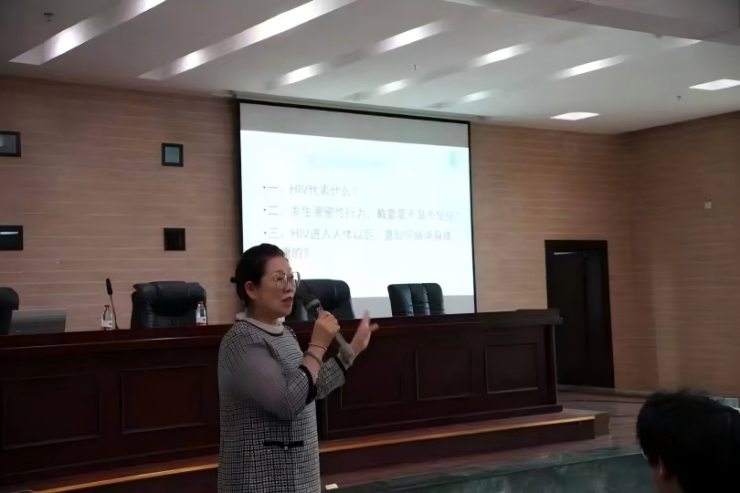 （防艾主题讲座）(1).jpg